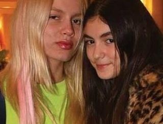 Aleyna’dan kardeşıne jest